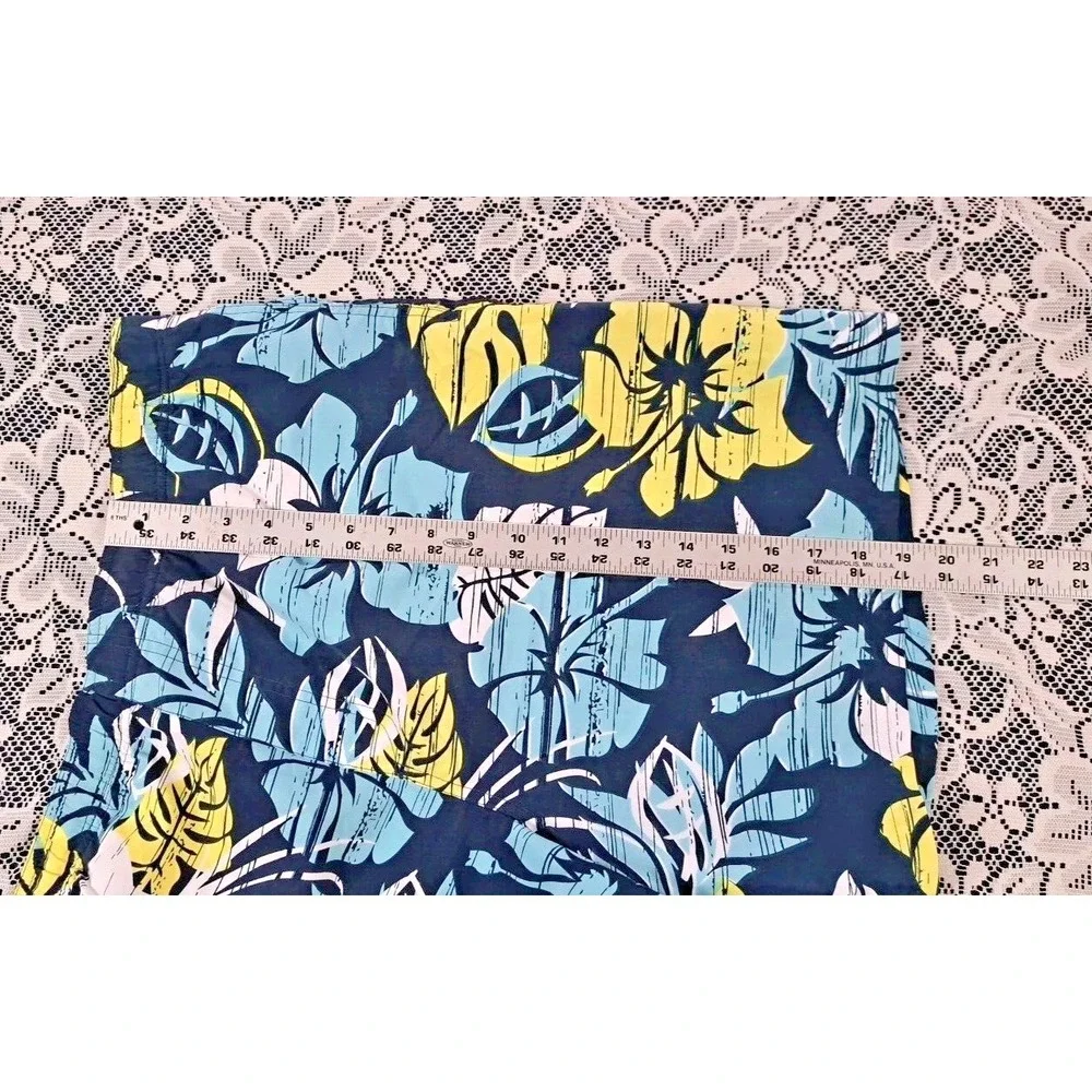 Ocean Core Swim Trunks Men's L Geometric Print‎ Board Shorts Drawstring  Pocket